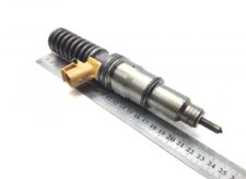 Injector pentru camion Volvo FMX, model D11C
