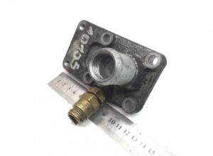 Flanșă țeavă de umplere cu ulei scania 1495195 1 Flanșă țeavă de umplere cu ulei scania 1495195
