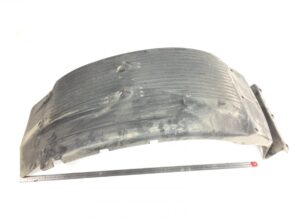 Apărător de noroi axa față stânga volvo 20372064 1 Apărător de noroi axa față stânga volvo 20372064