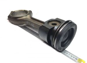 Set piston și biela volvo 20876840 21161901 85001362 14 1 Set piston și biela volvo 20876840 21161901 85001362 14