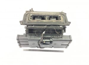 Set de radiatoare pentru încălzire/răcire cabină cu carcasă mercedes 0018306460/a0018306460 1 Set de radiatoare pentru încălzire/răcire cabină cu carcasă mercedes 0018306460/a0018306460