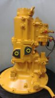 Pompa hidraulică excavator Komatsu PC340-12, culoare galbenă, cu multiple conexiuni hidraulice