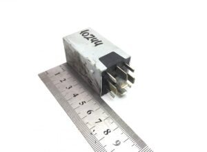 Releu man 10244 81259020515 8125902-0515-17 1 Releu man 10244 81259020515 8125902-0515-17