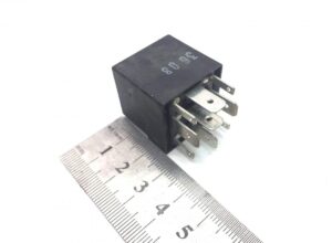 Releu auto 3608, 12v, 6 pini