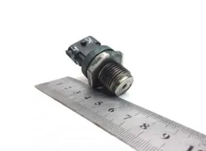 Senzor de presiune combustibil pentru volvo – coduri: 5127421-0178, 5127421-0229, 5127421-0230, 5127421-0236, 7420792328, 20792328, 5041529-12