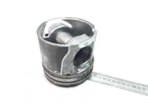 Piston volvo 21004706