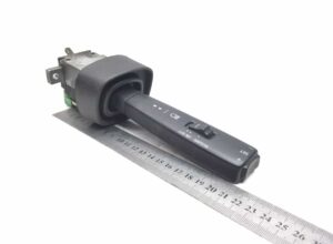 Comutator lumini și indicatoare pentru volvo – coduri oem: 20797836, 20701049, 21670857, 20797838, 70351733, 3944025, 70351744, 20399170, 20479584