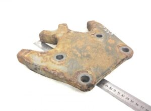 Placă de fixare suport tija de cuplu axa motor dreapta volvo – coduri: 20453119, 20453121