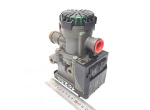 Supapă ebs față dreapta pentru volvo – coduri: 20828237, 20570906, 21122034, 20428938, 5801290649, 7485003022, 7420828237, 7420428938, 7420570906, 504100409, 7421122034, 5801910304