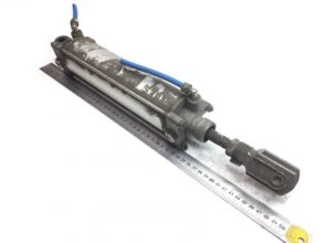 Cilindru pneumatic de deschidere a ușii volvo v0119203 1 Cilindru pneumatic de deschidere a ușii volvo v0119203