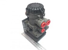 Supapă EBS axă față dreapta pentru Volvo, coduri 20828237, 20570906, 21122034, 20428938, 5801290649, 7485003022, 7420828237, 7420428938, 7420570906, 504100409, 7421122034, 5801910304