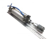 Cilindru pneumatic de deschidere ușă Volvo V0136162