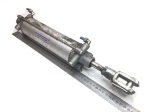 Cilindru pneumatic de deschidere ușă pentru volvo v0119203 1 Cilindru pneumatic de deschidere ușă pentru volvo v0119203