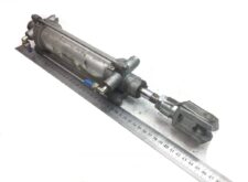 Cilindru hidraulic de deschidere a ușii Volvo V0136162-V0136162-17
