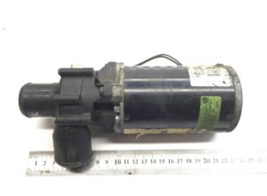 Pompa de circulație lichid de răcire volvo 252488260100-12 1 Pompa de circulație lichid de răcire volvo 252488260100-12