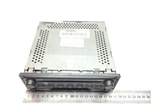 Radio casetofon auto volvo p/n 20928239 1 Radio casetofon auto volvo p/n 20928239
