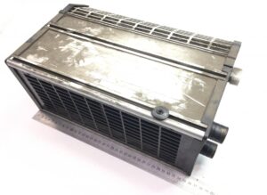 Set radiator ventilator pentru încălzire cabină volvo 70303674/14206-16 1 Set radiator ventilator pentru încălzire cabină volvo 70303674/14206-16
