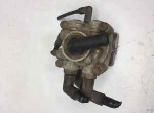 Supapă principală de frână pentru volvo 1628491 20374068 20410545 1 Supapă principală de frână pentru volvo 1628491 20374068 20410545