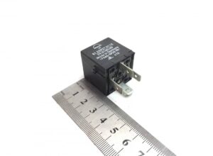 Releu man 81. 25927. 0112 12v 40a 29015109 pa66-gf25-ktb 1 Releu man 81. 25927. 0112 12v 40a 29015109 pa66-gf25-ktb