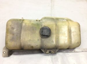 Rezervor de expansiune volvo original 1674918 20517005 3979764 23262062 23262060 1 Rezervor de expansiune volvo original 1674918 20517005 3979764 23262062 23262060