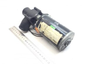 Pompa de circulatie lichid de racire volvo - 43152d u4814 43150c 9810033a 11113279b 504118296 1 Pompa de circulatie lichid de racire volvo – 43152d u4814 43150c 9810033a 11113279b 504118296