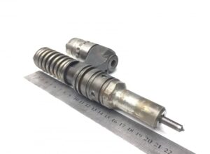 Injector de combustibil volvo 1677158/8112818/8118818 1 Injector de combustibil volvo 1677158/8112818/8118818
