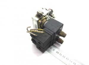 Supapă solenoid volvo 3098453 481865c2f 13 1 Supapă solenoid volvo 3098453 481865c2f 13