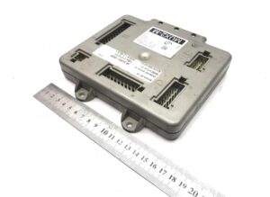Unitate de control mux2-m1 man 8825935-6599/8825935-6860/8125935-6666 1 Unitate de control mux2-m1 man 8825935-6599/8825935-6860/8125935-6666