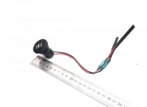Adaptor auto cu 2 porturi usb și cabluri de conectare 1 Adaptor auto cu 2 porturi usb și cabluri de conectare