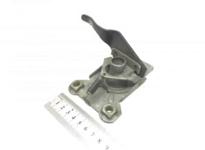 Blocare grilă stânga volvo 8144653 1 Blocare grilă stânga volvo 8144653