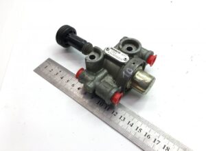Supapă de eliberare a frânei de parcare scania wabco 037306 432050320 1 Supapă de eliberare a frânei de parcare scania wabco 037306 432050320