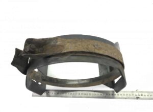 Suport rezervor aer mercedes a9304320640 / a0004321421 1 Suport rezervor aer mercedes a9304320640 / a0004321421