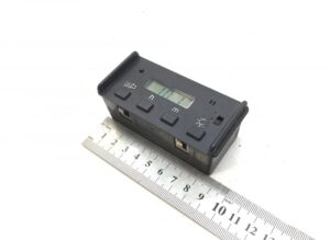 Ceas digital mercedes a0008277470 pentru bord auto 1 Ceas digital mercedes a0008277470 pentru bord auto