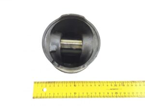 Piston motor cu diametrul de 10 cm și înălțimea de 10 cm 1 Piston motor cu diametrul de 10 cm și înălțimea de 10 cm