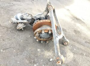 Butuc roată cu disc de frână pentru axa față dreapta bova – cod 77700285