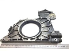 Capac frontal motor Bova 1678699 - piesă auto metalică cu orificiu central și garnitură integrată