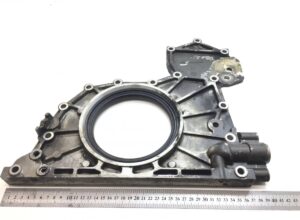 Capac frontal motor bova 1678699 - piesă auto metalică cu orificiu central și garnitură integrată 1 Capac frontal motor bova 1678699 – piesă auto metalică cu orificiu central și garnitură integrată