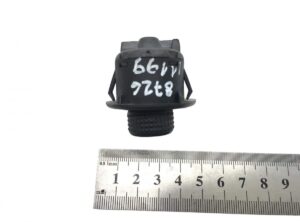 Comutator reglare oglinzi scania 1380910 (6. 6 x 9. 2 cm) 1 Comutator reglare oglinzi scania 1380910 (6. 6 x 9. 2 cm)