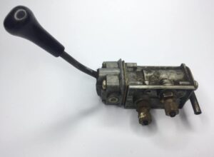 Supapă frână remorcă scania (cod: 1313713 390287 12) 1 Supapă frână remorcă scania (cod: 1313713 390287 12)