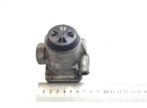 Supapă de reducție a presiunii aer volvo 21339179 / 7421339179 / 20382312 / 1524015 / 1935026 1 Supapă de reducție a presiunii aer volvo 21339179 / 7421339179 / 20382312 / 1524015 / 1935026