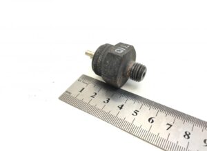 Senzor presiune scania 1361131 - dimensiuni: 3 cm 1 Senzor presiune scania 1361131 – dimensiuni: 3 cm
