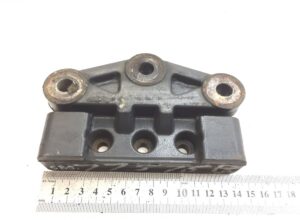 Izolator de vibrații pentru radiator dreapta mercedes a9605040214 1 Izolator de vibrații pentru radiator dreapta mercedes a9605040214