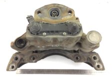 Etrier de frână față dreapta pentru Mercedes A0054200583, A0044207983, A9604200601, A9444207901