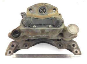Etrier de frână față dreapta pentru mercedes a0054200583, a0044207983, a9604200601, a9444207901