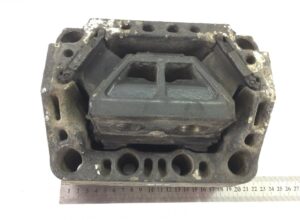 Izolator de vibrații motor spate stânga mercedes a9602412313 9602412313