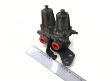 Regulator de presiune aer dublu pentru vehicule MAN