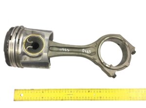 Set piston și bieletă man - coduri: 51025006391, 51024006151, 51024006121, 51024006060 1 Set piston și bieletă man – coduri: 51025006391, 51024006151, 51024006121, 51024006060
