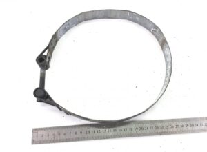 Curea de fixare rezervor aer mercedes a0004321821 1 Curea de fixare rezervor aer mercedes a0004321821