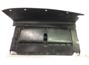 Capac din plastic pentru bord pasager daf - 1860103, 1649840 1 Capac din plastic pentru bord pasager daf – 1860103, 1649840