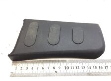 Placă de Izolare Neagră cu 3 Benzi Adezive și Dimensiuni de Aproximativ 16x8 cm